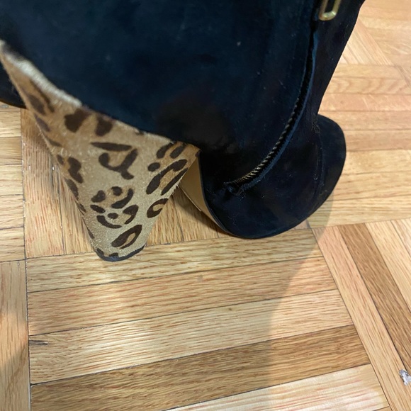 Aldo Ankle Booties Black Suede/Cheetah Print Heel - Picture 3 of 10